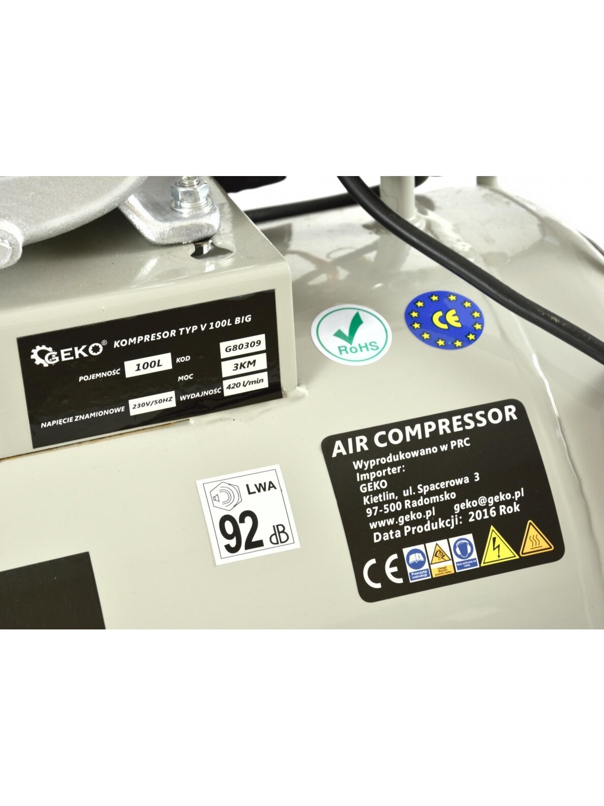 100L alyva suteptas oro kompresorius V-Twin 9 bar 390 l/min 12 100L alyva suteptas oro kompresorius V-Twin 9 bar 390 l/min 12