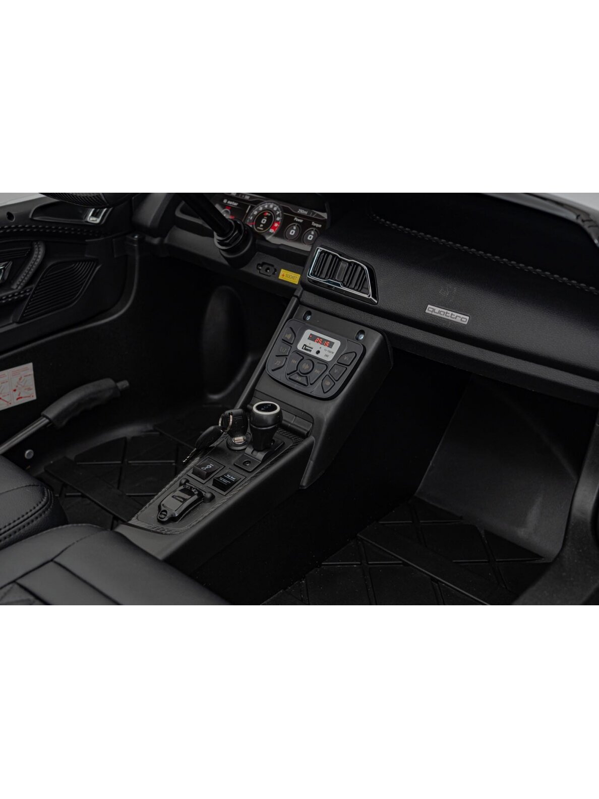 Audi Spyder R8 LIFT Elektromobilis vaikams Balta 7 Audi Spyder R8 LIFT Elektromobilis vaikams Balta 7
