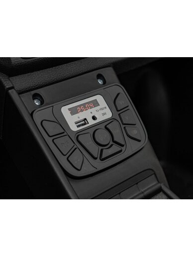 Audi Spyder R8 LIFT Elektromobilis vaikams STRONG Balta 17 Audi Spyder R8 LIFT Elektromobilis vaikams STRONG Balta 17