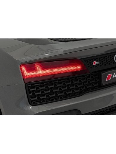 Audi Spyder R8 LIFT Elektromobilis vaikams STRONG Grey 30 Audi Spyder R8 LIFT Elektromobilis vaikams STRONG Grey 30