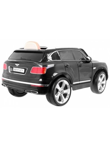 "Bentley Bentayga Black 1