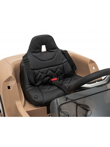 BMW I4 Gold 12