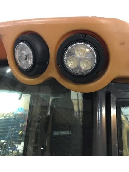 Darbo šviesos diodas LED, 36W, 4000lm, apvalus, 10-30V, Ø 119mm, AMP 2 kontaktų, plataus spindulio, 3 LED, Kramp 8 Darbo šviesos diodas LED, 36W, 4000lm, apvalus, 10-30V, Ø 119mm, AMP 2 kontaktų, plataus spindulio, 3 LED, Kramp 8