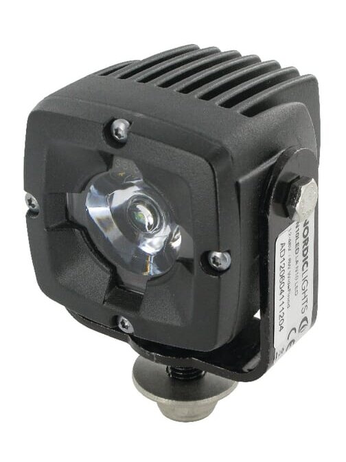 Darbo šviesos diodas LED, 6W, 550lm, kvadratinis, 12/24V, skaidrus, tvirtinamas varžtais, 74x74x60mm, Deutsch 2-pin, Wide flood, 1 LED, Capella N10 by Nordic Lights Darbo šviesos diodas LED, 6W, 550lm, kvadratinis, 12/24V, skaidrus, tvirtinamas varžtais, 74x74x60mm, Deutsch 2-pin, Wide flood, 1 LED, Capella N10 by Nordic Lights