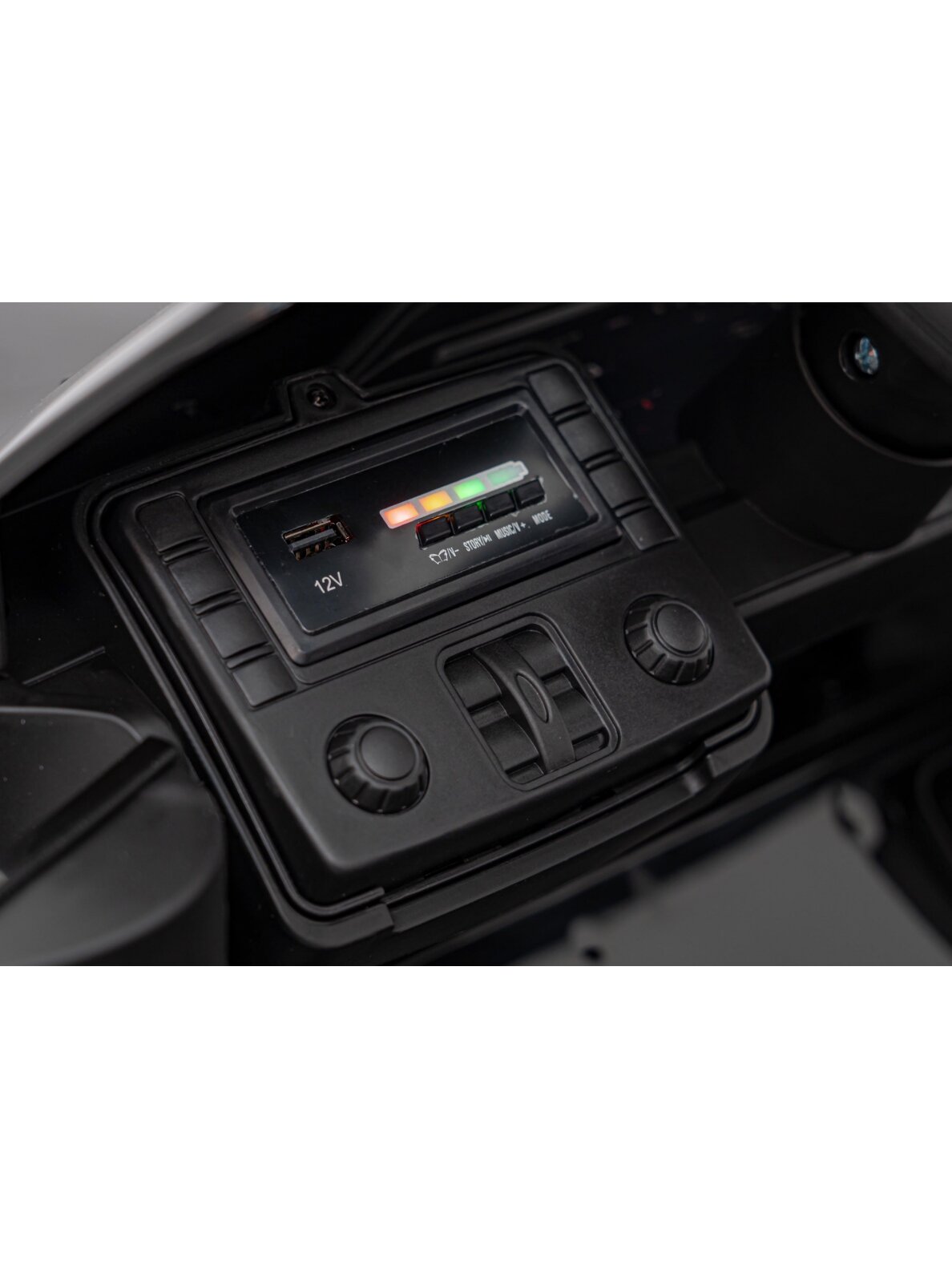 Elektromobilis vaikams BMW M4 Black 11 Elektromobilis vaikams BMW M4 Black 11