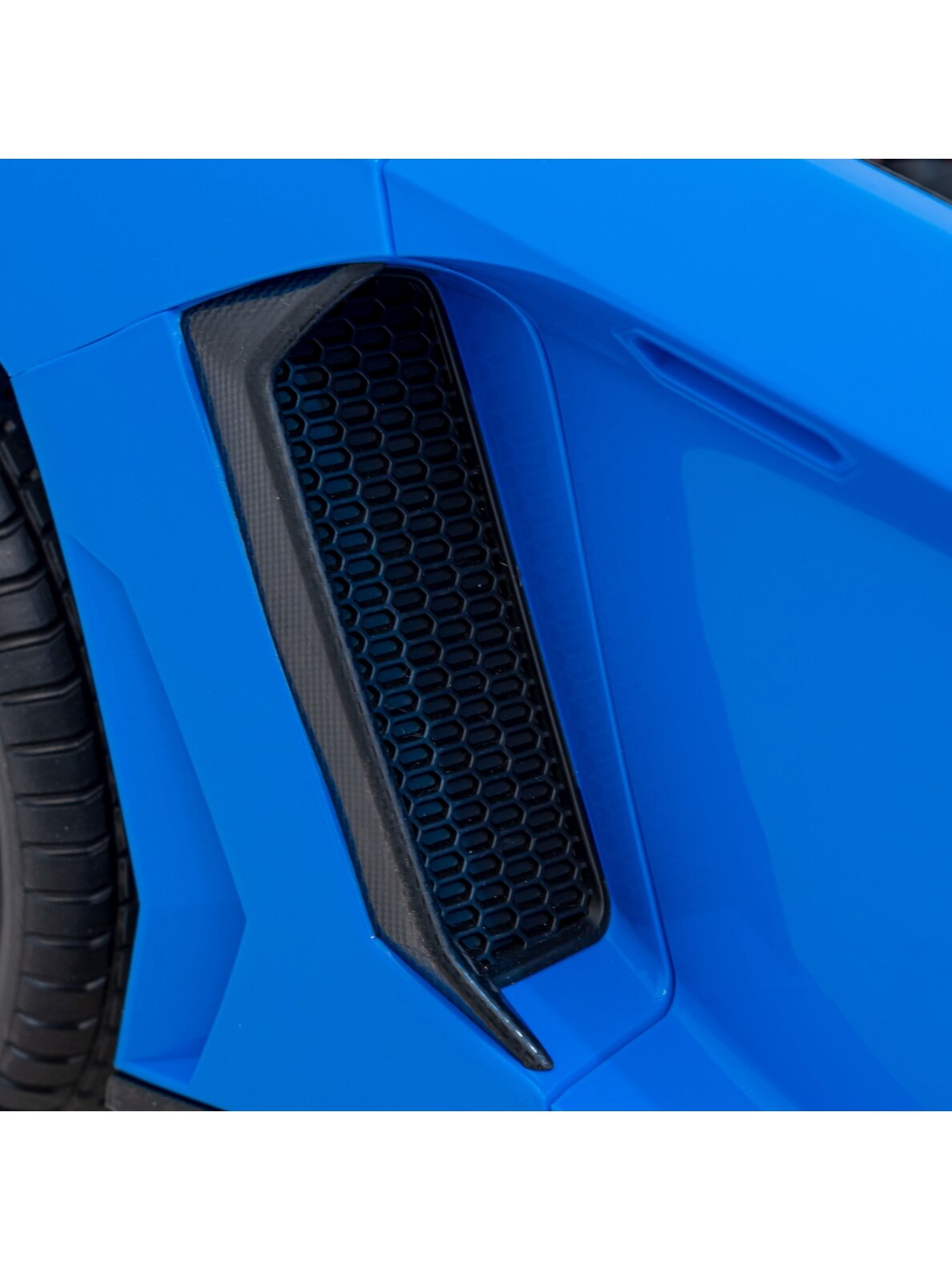 Elektromobilis vaikams Lamborghini Aventador SV Blue 16 Elektromobilis vaikams Lamborghini Aventador SV Blue 16