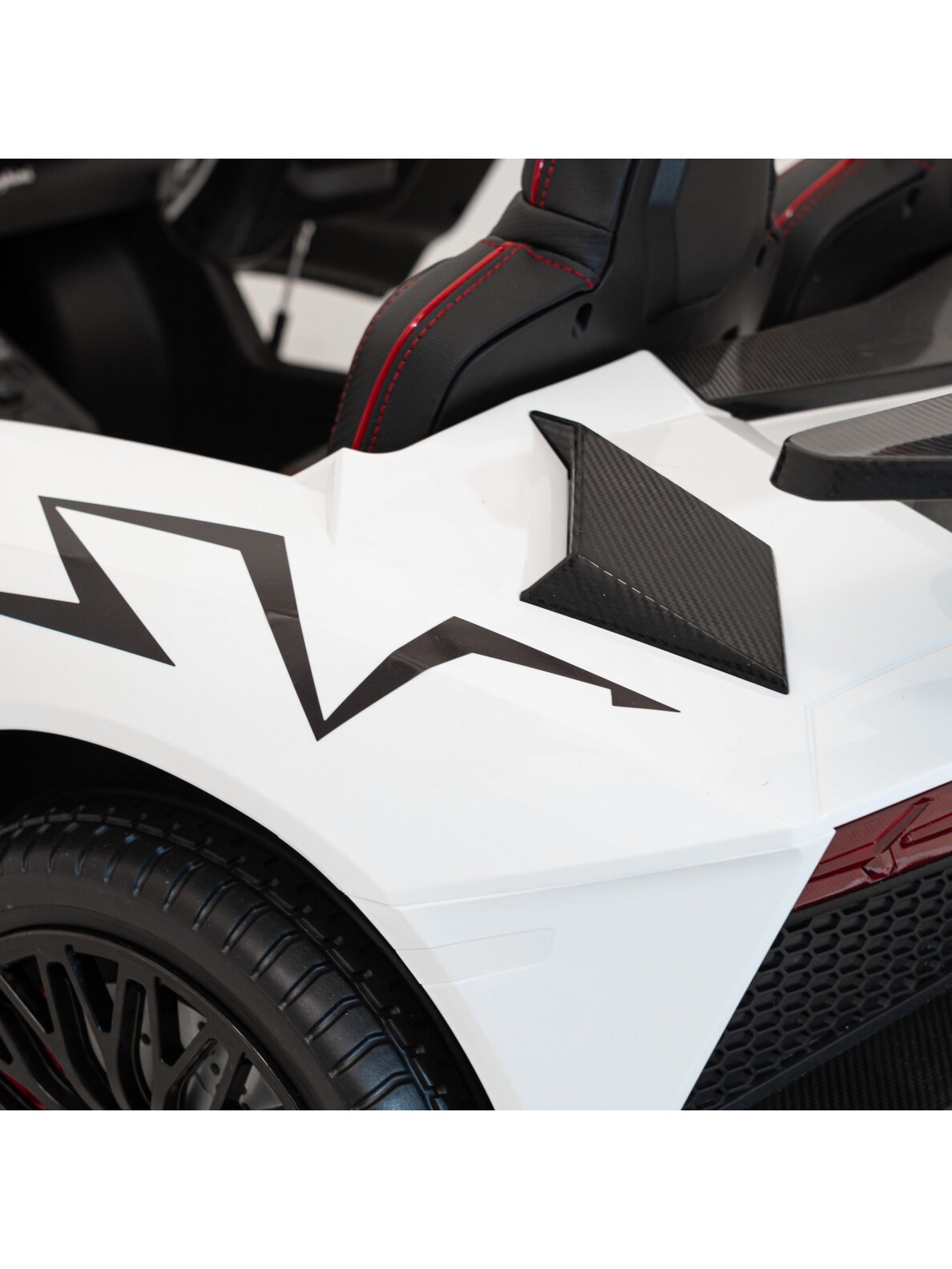 Elektromobilis vaikams Lamborghini Aventador SV White 16 Elektromobilis vaikams Lamborghini Aventador SV White 16