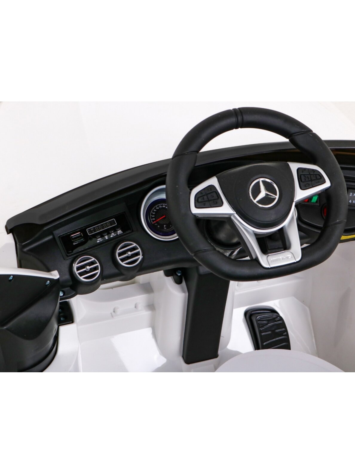Elektromobilis vaikams Mercedes Benz GLC63S White 7