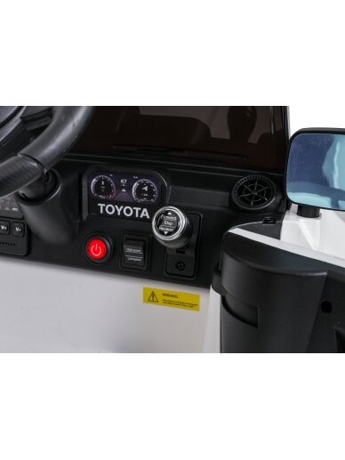 Elektromobilis vaikams Toyota Land Cruiser PRADO White 11 Elektromobilis vaikams Toyota Land Cruiser PRADO White 11