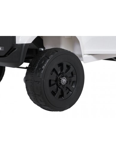 Elektromobilis vaikams Toyota Land Cruiser PRADO White 14 Elektromobilis vaikams Toyota Land Cruiser PRADO White 14