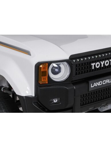 Elektromobilis vaikams Toyota Land Cruiser PRADO White 15 Elektromobilis vaikams Toyota Land Cruiser PRADO White 15