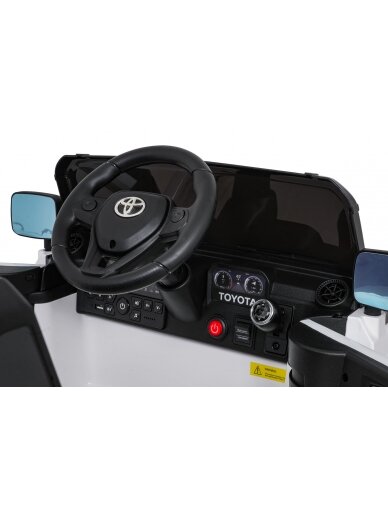 Elektromobilis vaikams Toyota Land Cruiser PRADO White 16 Elektromobilis vaikams Toyota Land Cruiser PRADO White 16