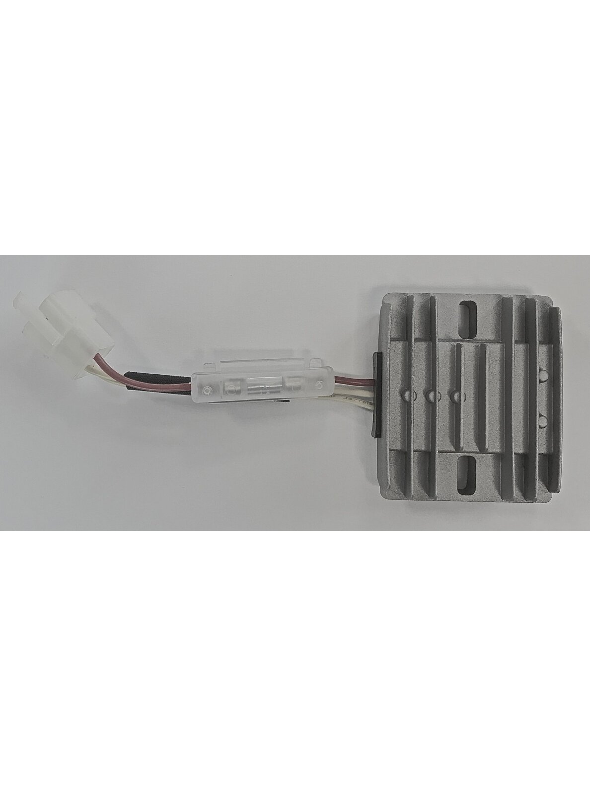 Įtampos reguliatorius ZONGSHEN XP420 11,5HP MTD Thorx Įtampos reguliatorius ZONGSHEN XP420 11,5HP MTD Thorx