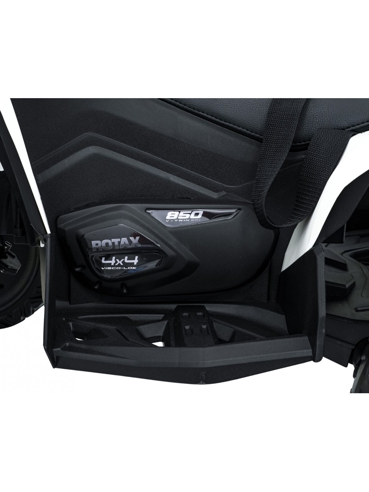 Keturratis Maverick ATV baltas 13