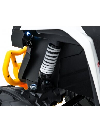 Keturratis Maverick ATV baltas 12