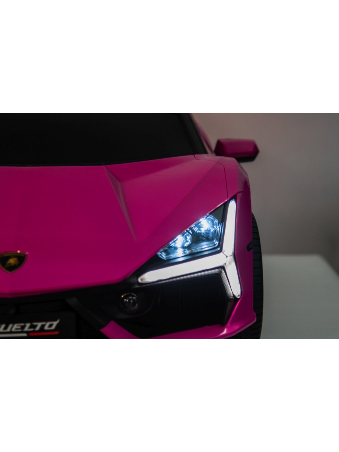 "Lamborghini Revuelto XL" rožinės spalvos Elektromobilis vaikams 16 "Lamborghini Revuelto XL" rožinės spalvos Elektromobilis vaikams 16