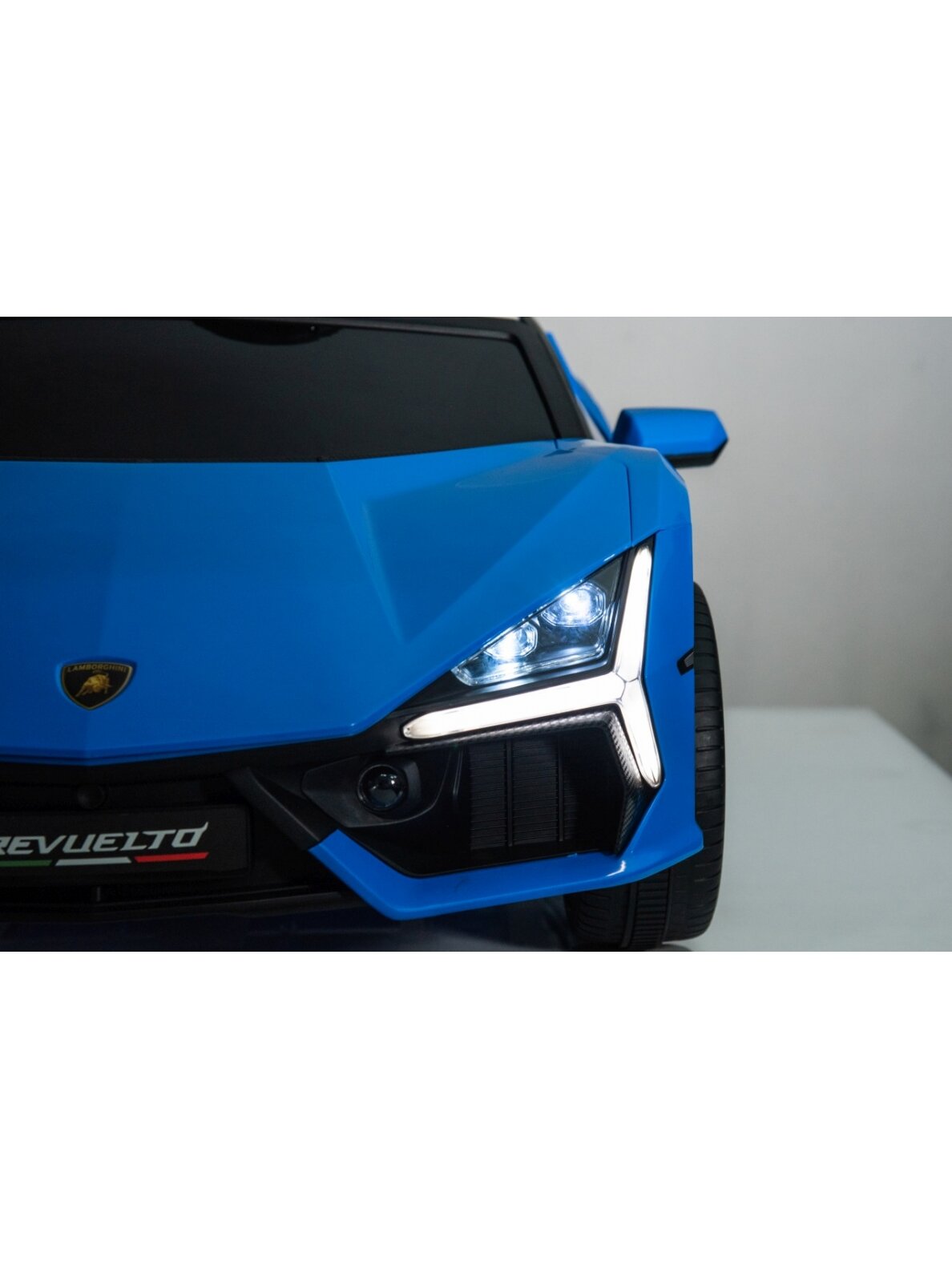 Lamborghini Revuelto XL STRONG Mėlyna Elektromobilis vaikams 17 Lamborghini Revuelto XL STRONG Mėlyna Elektromobilis vaikams 17
