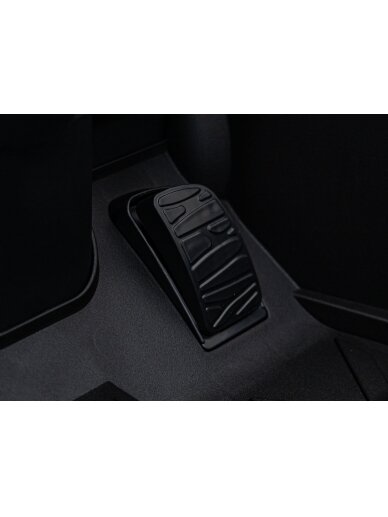 Lamborghini Revuelto Juoda Elektromobilis vaikams 20 Lamborghini Revuelto Juoda Elektromobilis vaikams 20