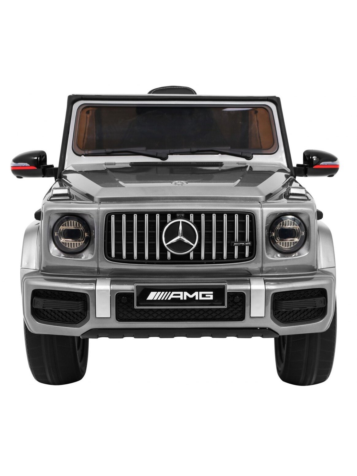 "Mercedes G63" dažytas sidabru 2 "Mercedes G63" dažytas sidabru 2