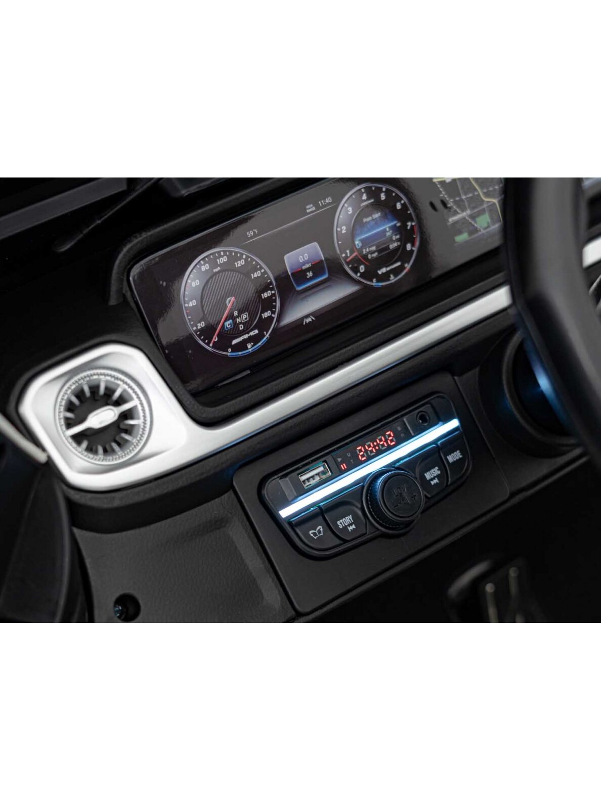 Mercedes Benz G63 AMG XXL Elektromobilis vaikams Balta 10 Mercedes Benz G63 AMG XXL Elektromobilis vaikams Balta 10
