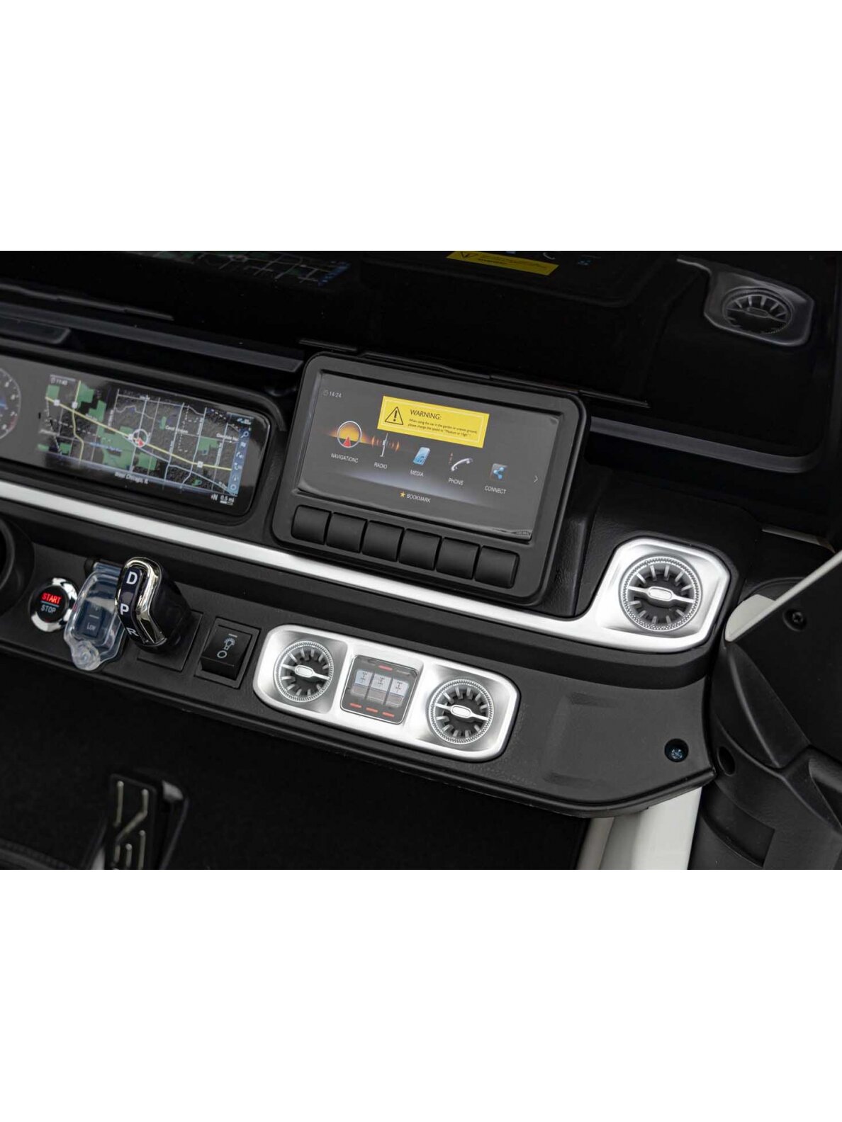 Mercedes Benz G63 AMG XXL Elektromobilis vaikams Balta 8 Mercedes Benz G63 AMG XXL Elektromobilis vaikams Balta 8