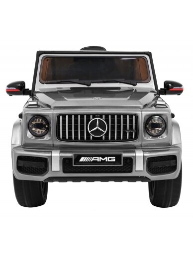 "Mercedes G63" dažytas sidabru 2 "Mercedes G63" dažytas sidabru 2