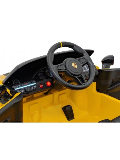 Porsche Spyder RS 718 Elektromobilis vaikamss dažymas geltona spalva 8 Porsche Spyder RS 718 Elektromobilis vaikamss dažymas geltona spalva 8