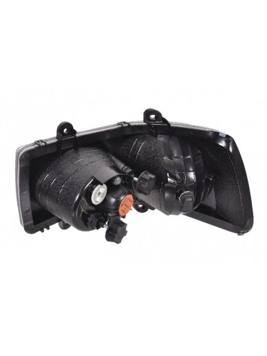 Priekinis žibintas CNH 1 Priekinis žibintas CNH 1