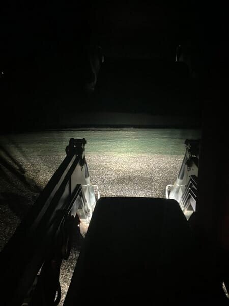 Priekinis LED žibintas, 23/45W, stačiakampis, 12-24V, 168x107x82mm, tolimosios / artimosios šviesos, šildomas, Kramp 6 Priekinis LED žibintas, 23/45W, stačiakampis, 12-24V, 168x107x82mm, tolimosios / artimosios šviesos, šildomas, Kramp 6