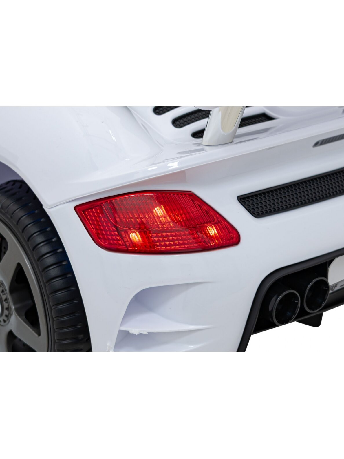 RUF CTR3 baltos spalvos Elektromobilis vaikams 4