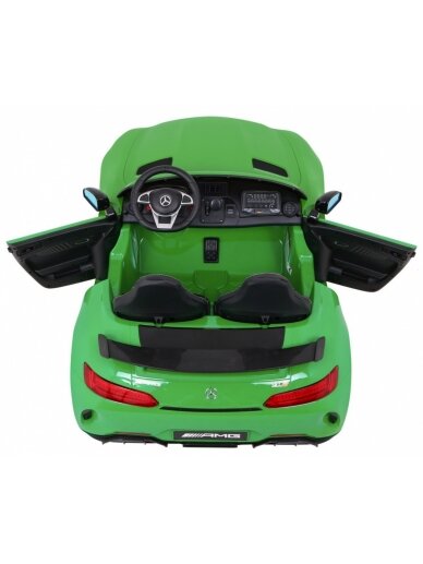 Žalios spalvos "Mercedes-Benz GT R 4 x 4 6 Žalios spalvos "Mercedes-Benz GT R 4 x 4 6